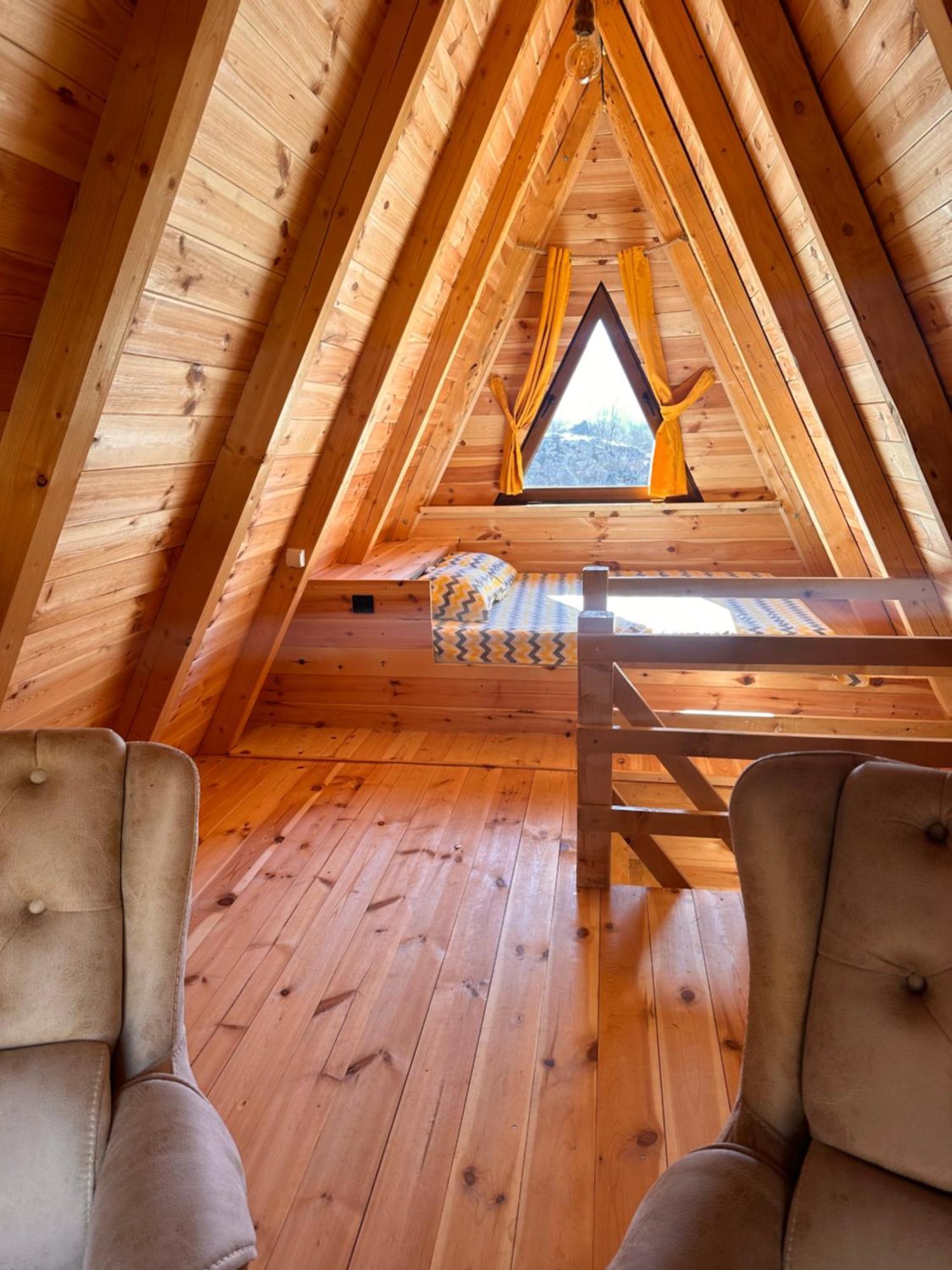 Etno Apartmani Komarnica Savnik Luaran gambar